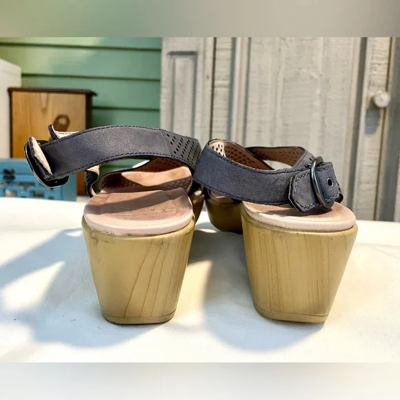 LOT OF 2 DANSKO Jacinda Nubuck & Gray Criss Cross Slingback Sandals- Wmn Sz 7.5 - Picture 9 of 13